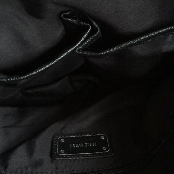 NINE WEST quilted shoulder bag - Picture 5 of 8